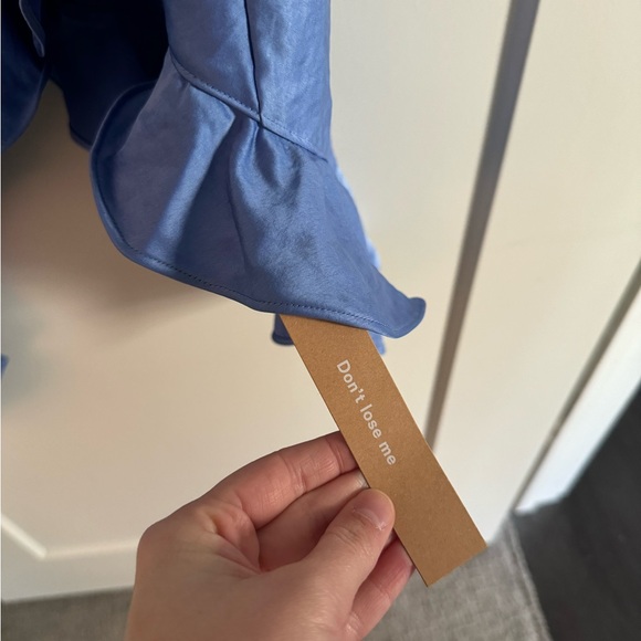 Reformation Kylen Dress in blue - Picture 9 of 10